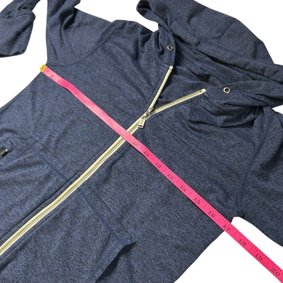 VUORI | Women’s Halo Performance Hoodie - Blue Heathered - FLAWED - Picture 6 of 8